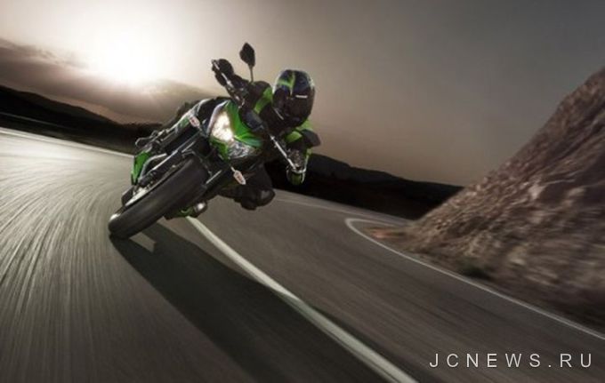 Kawasaki ������� � ������� � ������������ Z800 2013 ����