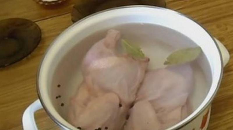 Домашняя лапша с курицей – секреты приготовления